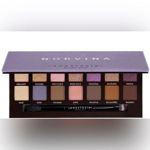 Anastasia Beverly Hills Norvina eyeshadow palette
